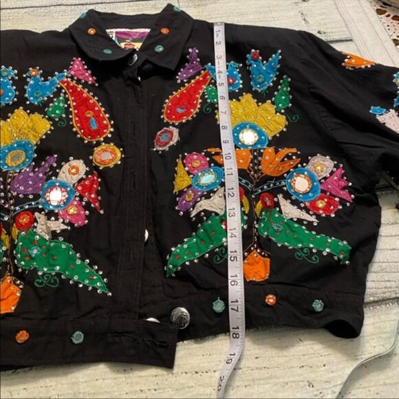 πππππππ Other Destination black folk art colorful pattern crop jacket. L - Picture 6 of 15